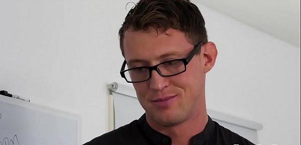 Young intern fucks his tranny boss
